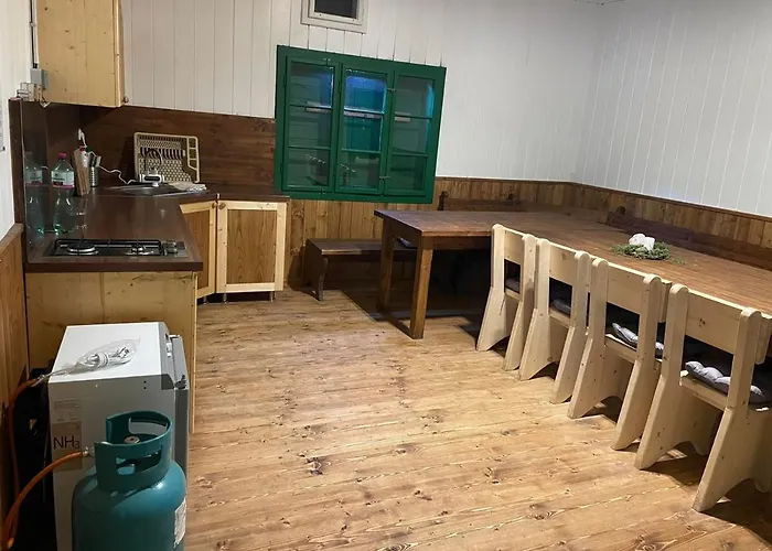 Poustevna Alpesi faház *
